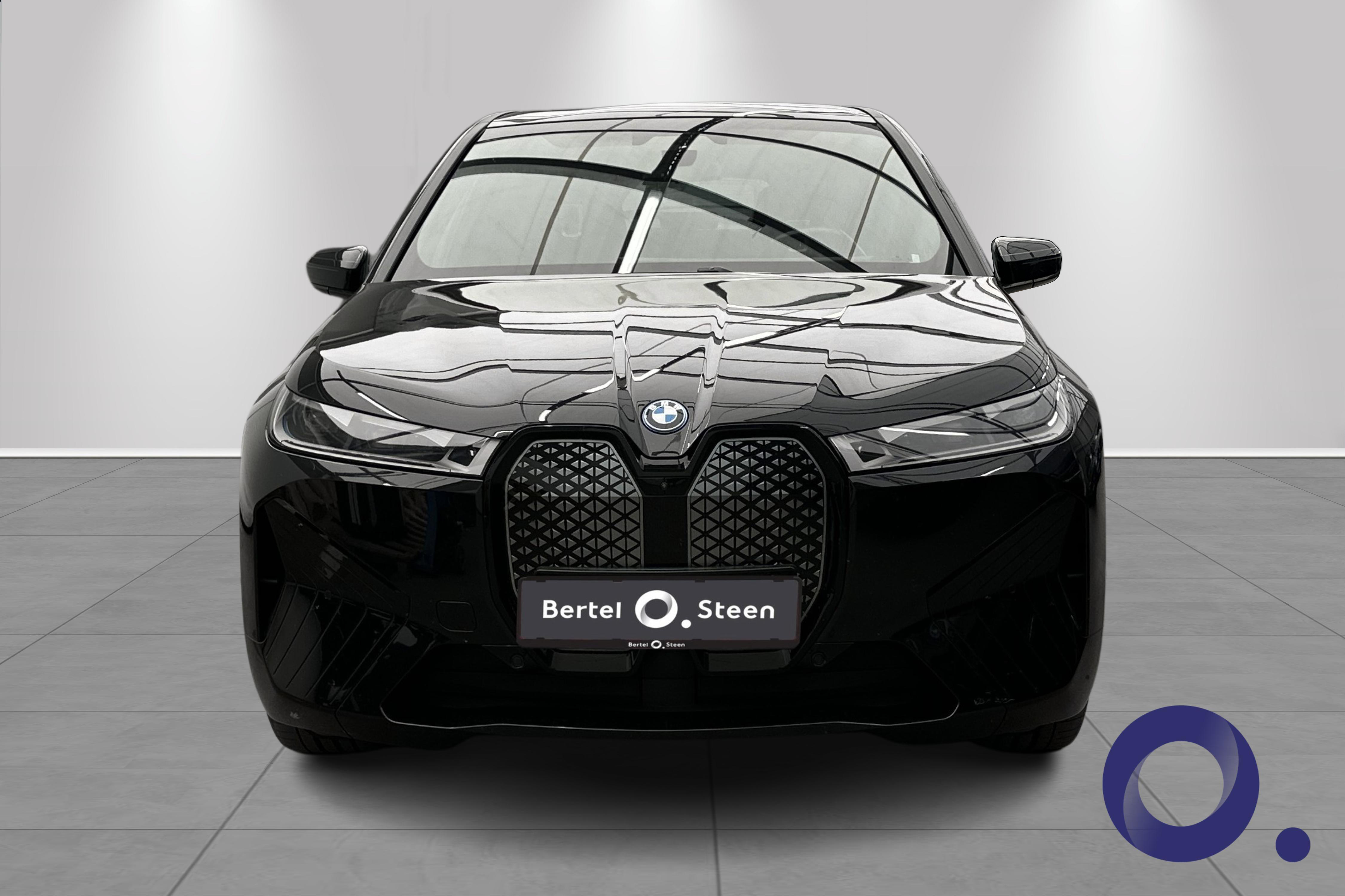 BMW iX xDrive50, 524hp, 2022