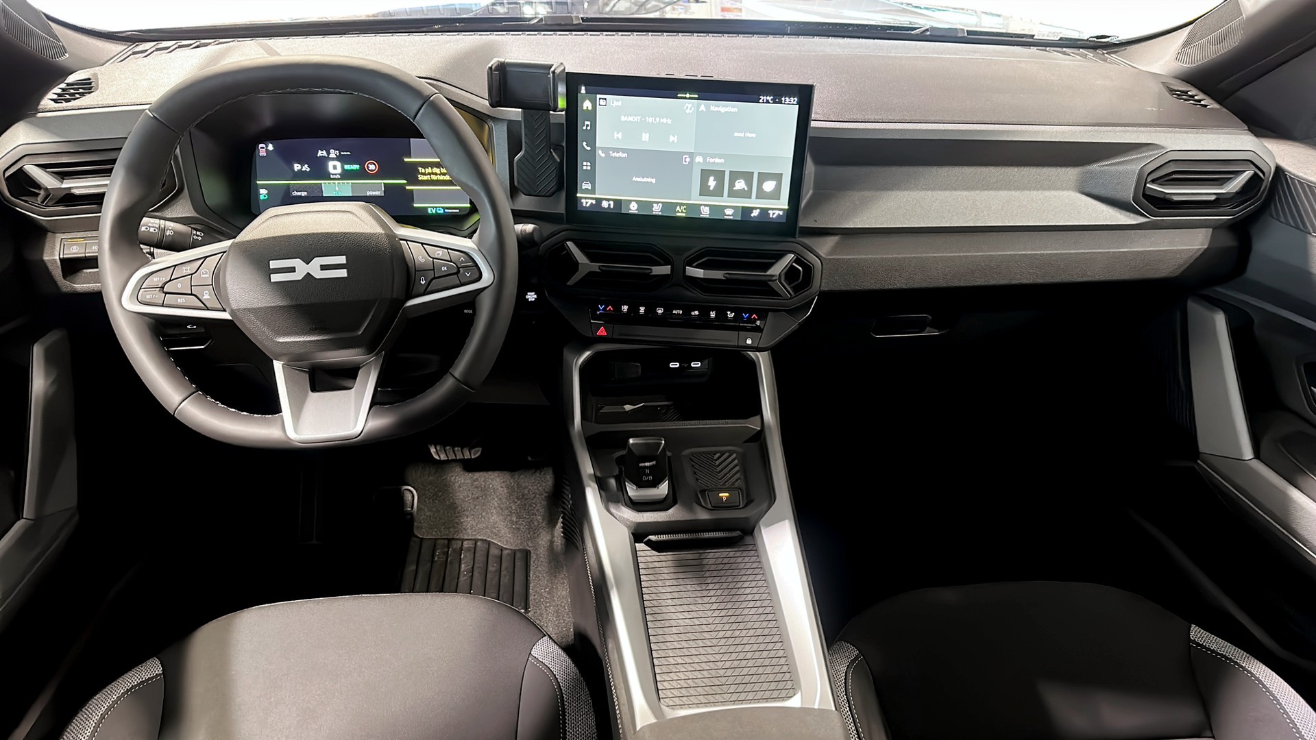 Dacia Bigster JOURNEY HYBRID 155 2025, kuva 7/38