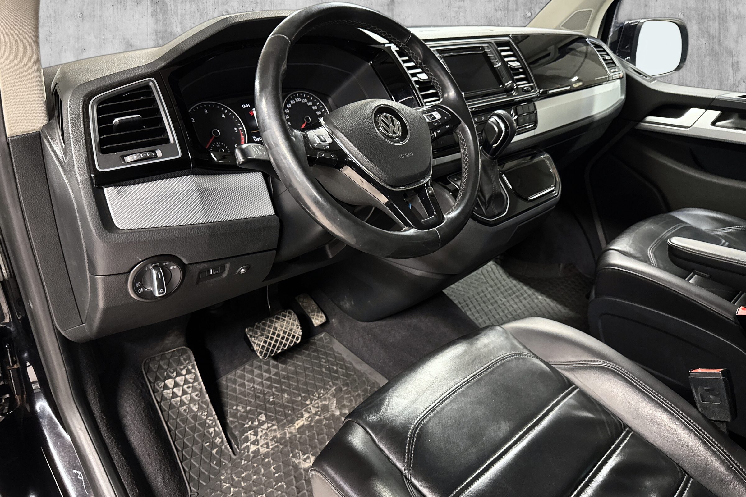 Volkswagen Multivan 2.0 TDI 4Motion DSG Sequential, 7-trins, 204ps, 2017