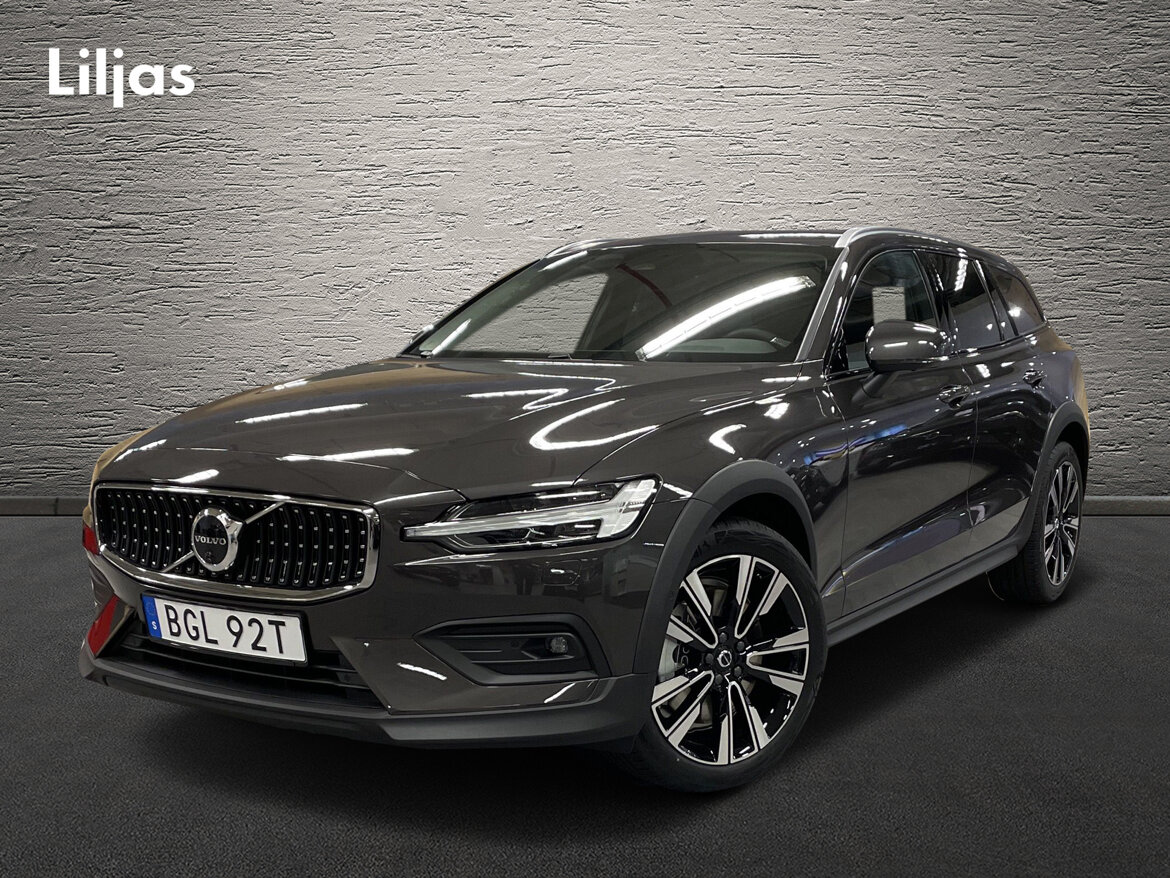 BGL92T – Volvo V60 Cross Country