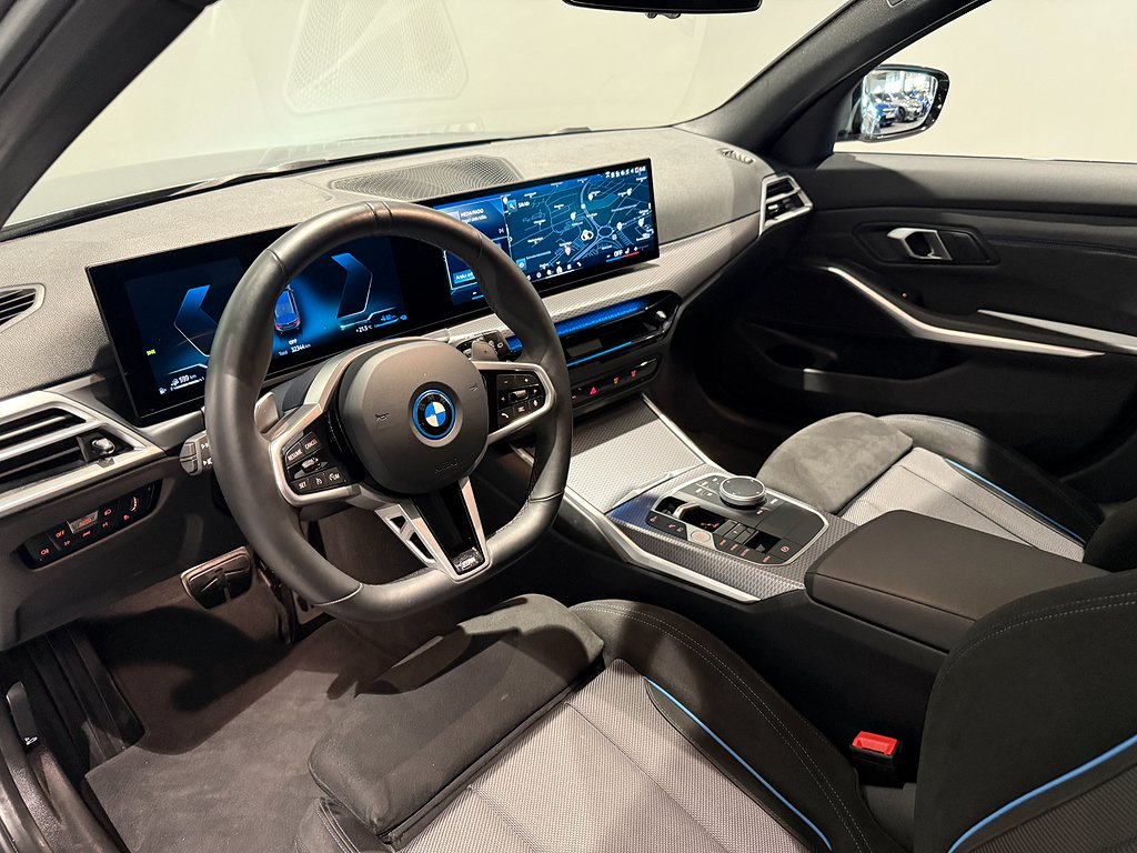 BMW 330e Touring Steptronic, 292hp, 2025
