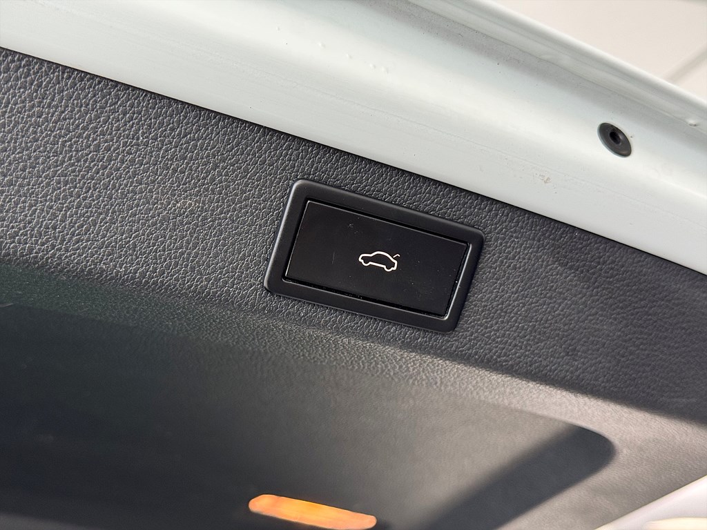 Škoda Superb Kombi 2.0 TDI 4x4 SCR DSG Sekventiell, 190hk, 2017