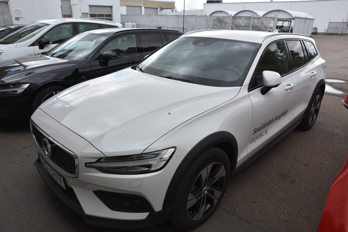 ASL21Y – Volvo V60 Cross Country