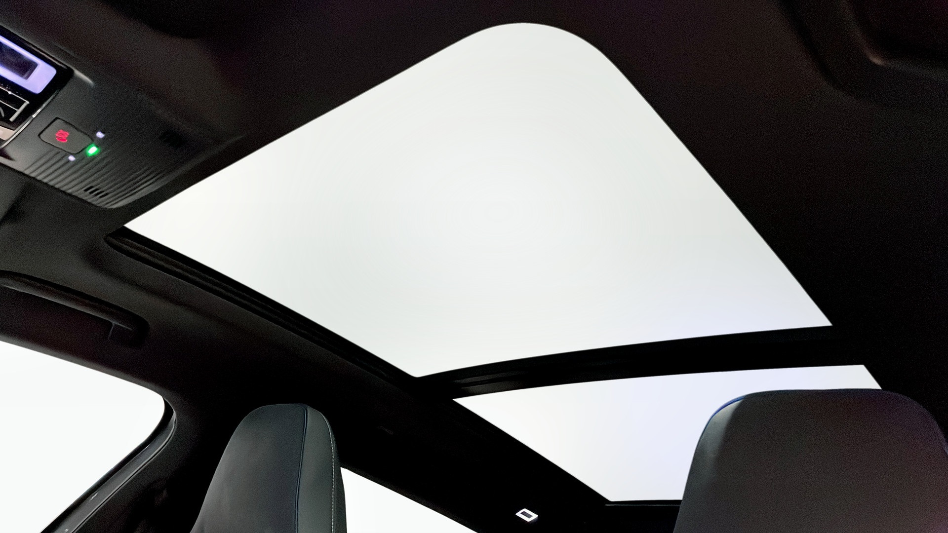 Volkswagen Passat Variant eHybrid 1.5 TSI OPF DSG Sequential, 272hp, 2026