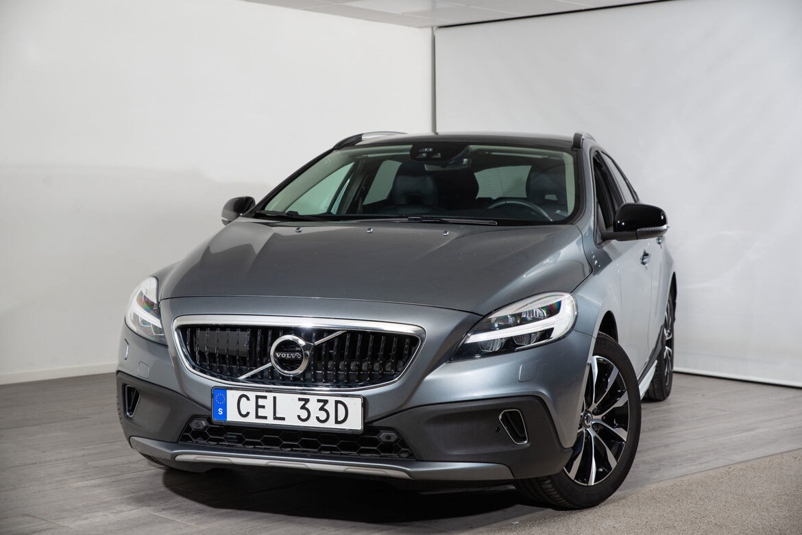 CEL33D – Volvo V40 Cross Country