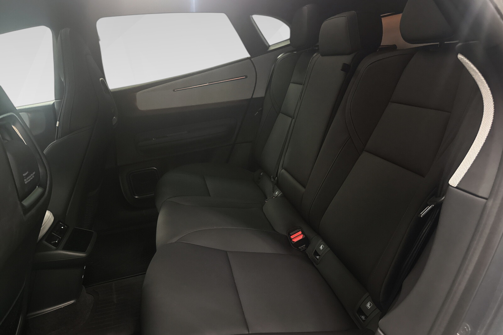 Polestar 4 Long Range Dual motor bilde 8