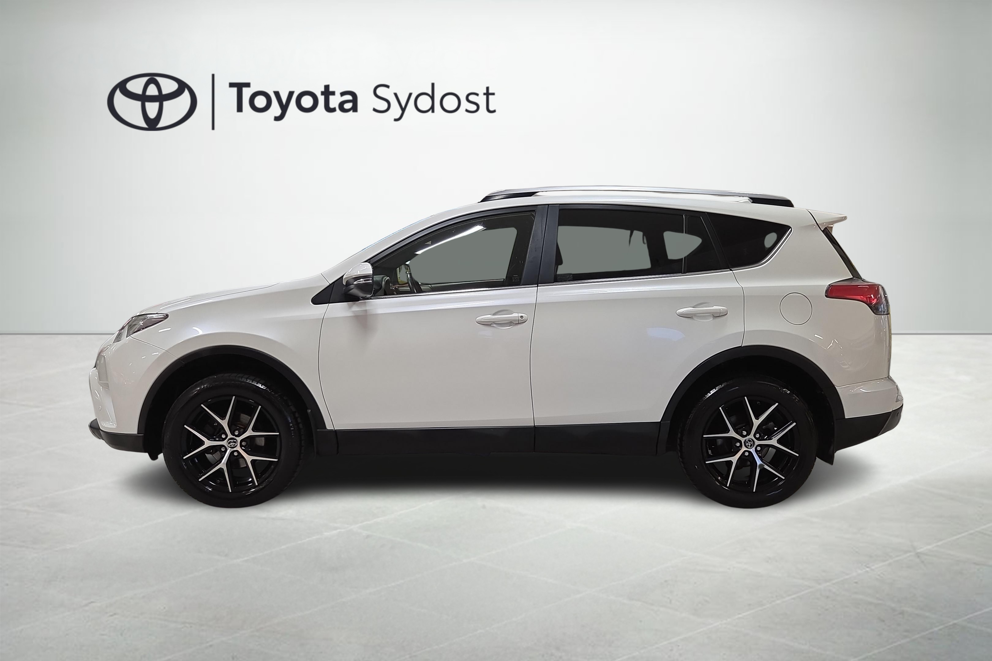 Toyota RAV4 2,0 AWD Active Plus Automat 2016, bild 4/10