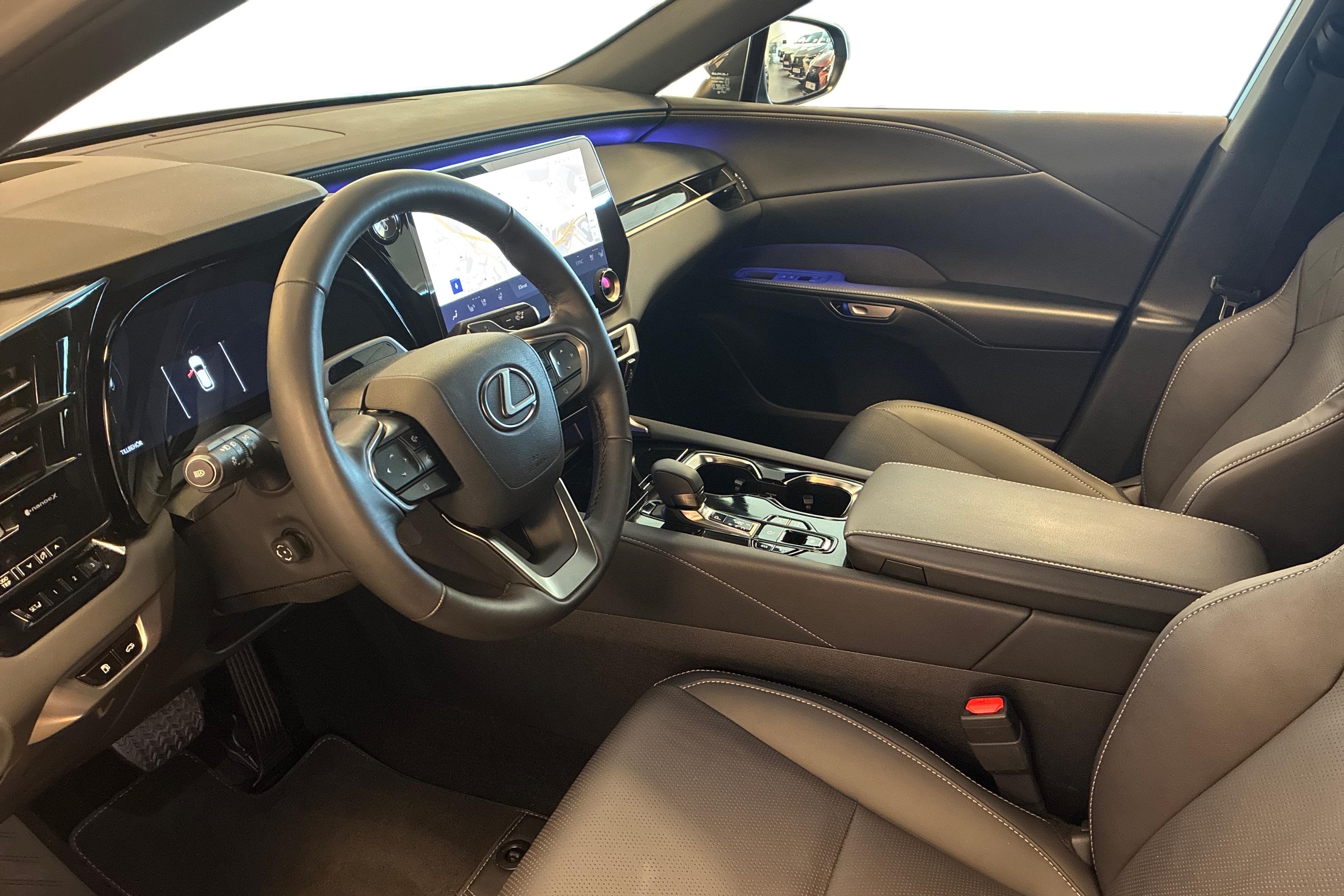 Lexus RX 450h+ E-CVT, 309hp, 2025