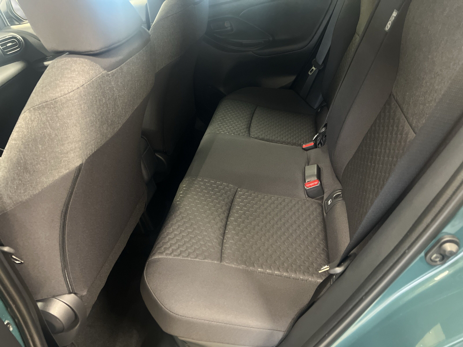 Toyota Yaris Cross Hybrid 130 2026, bild 7/10