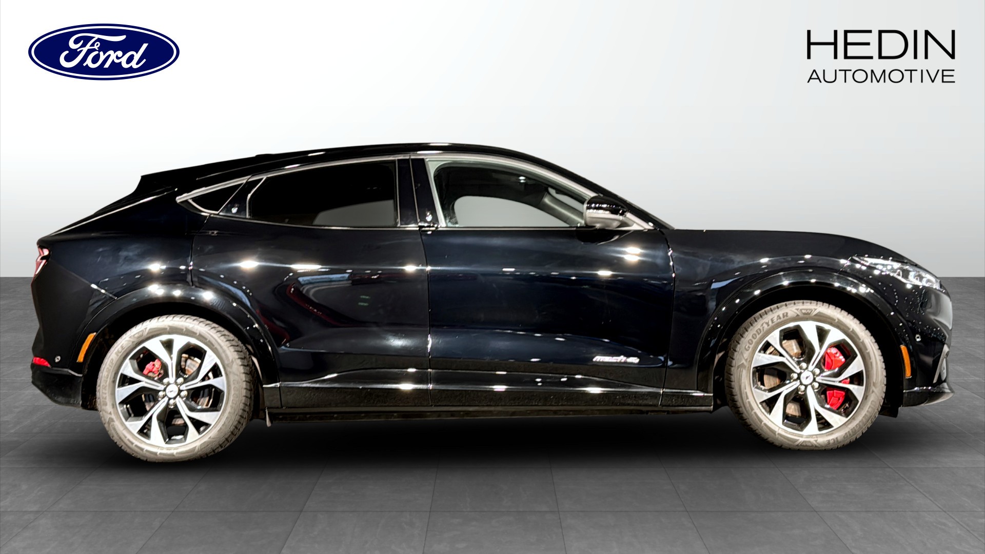 Ford Mustang Mach-E Standard Range AWD, 269hp, 2021