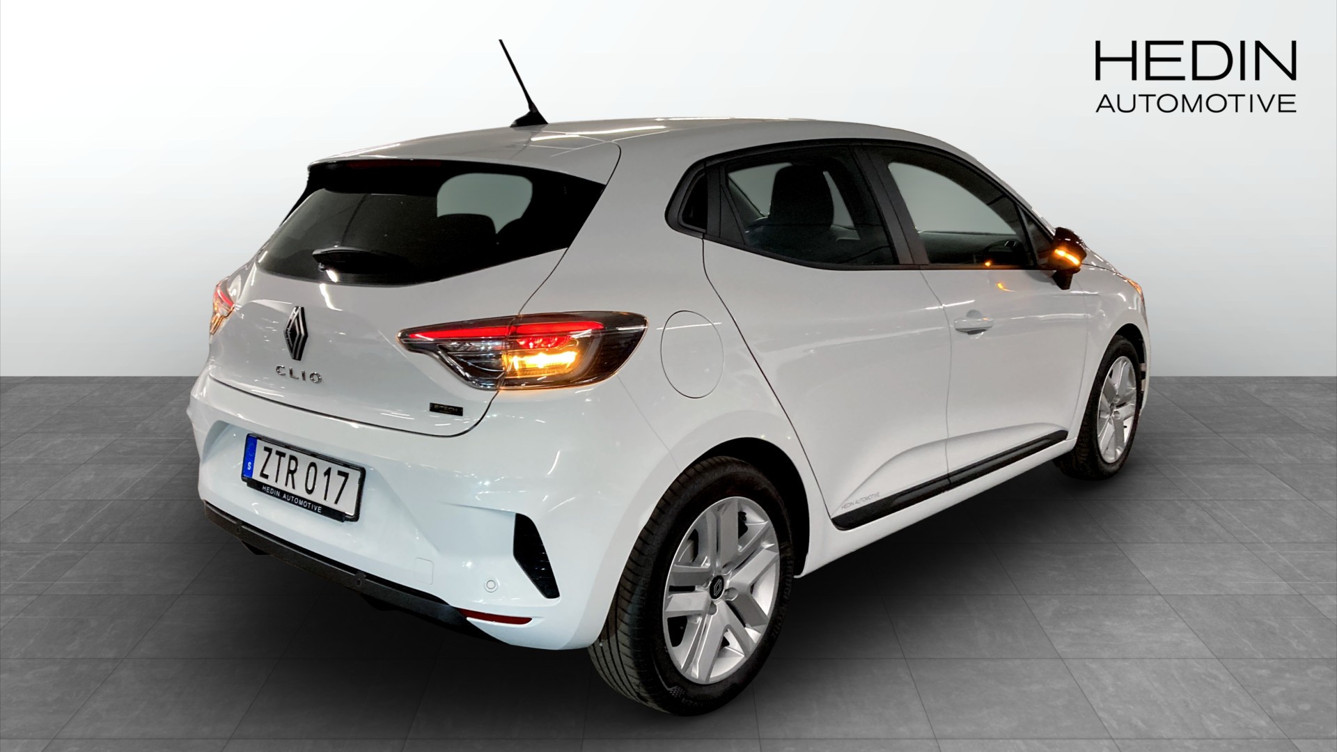 Renault Clio E-TECH MultiMode, 143hp, 2024