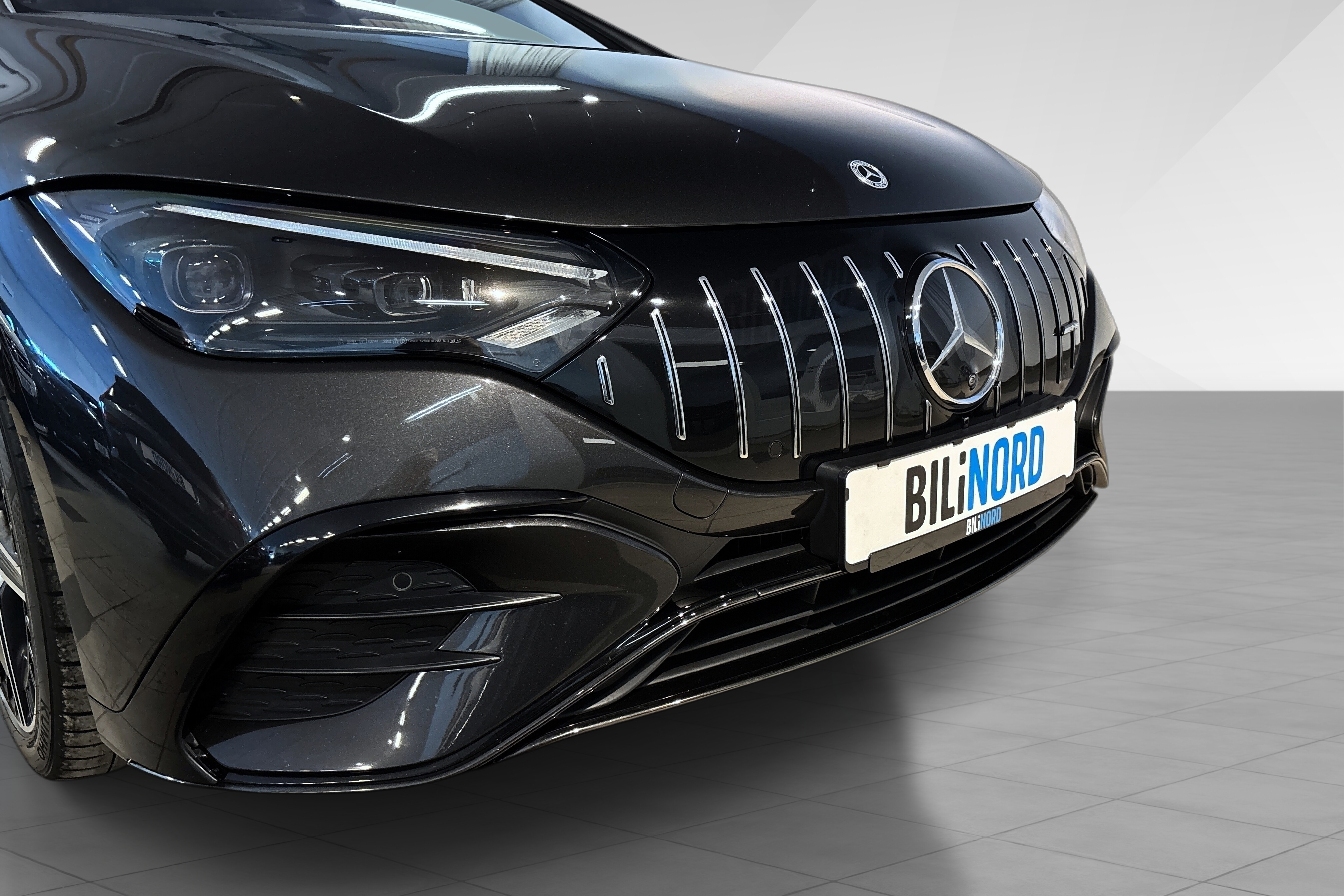 Mercedes-Benz AMG EQE 43 4MATIC bilde 9