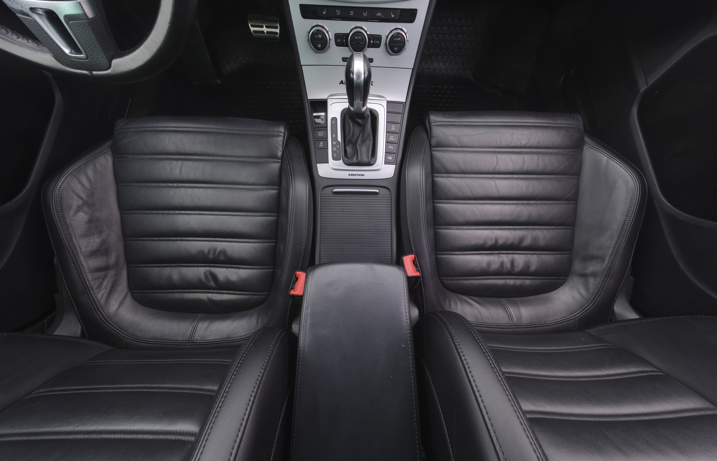 Volkswagen Passat Alltrack 2.0 TDI DPF BMT 4Motion DSG sekvensiell, 6-trinn, 177ps, 2014