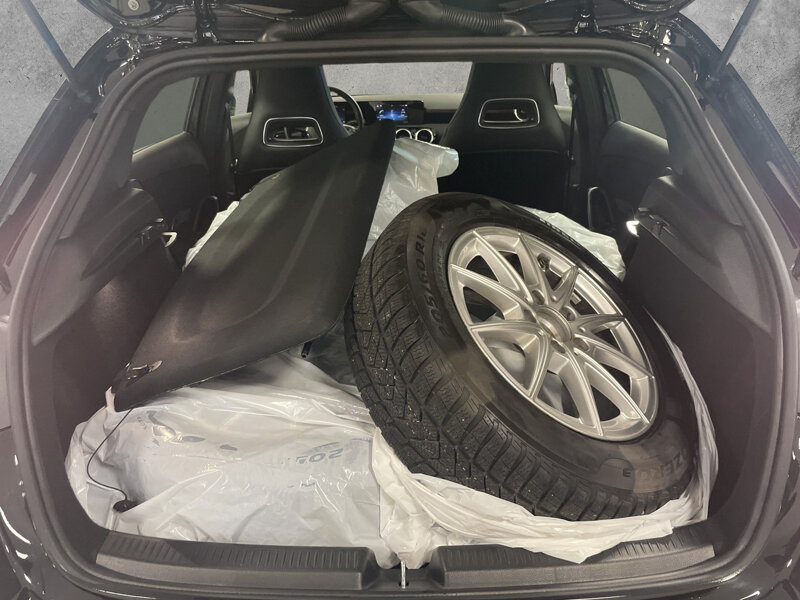 Mercedes-Benz A 180