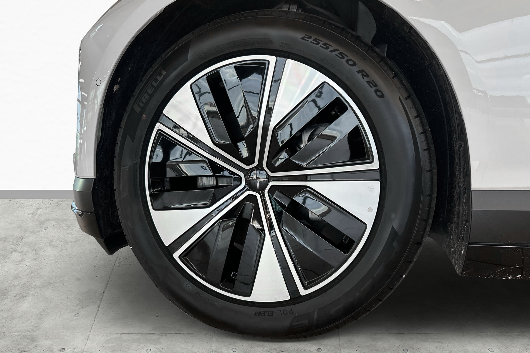 Polestar 4 Long Range Dual Motor, 544hk, 2025