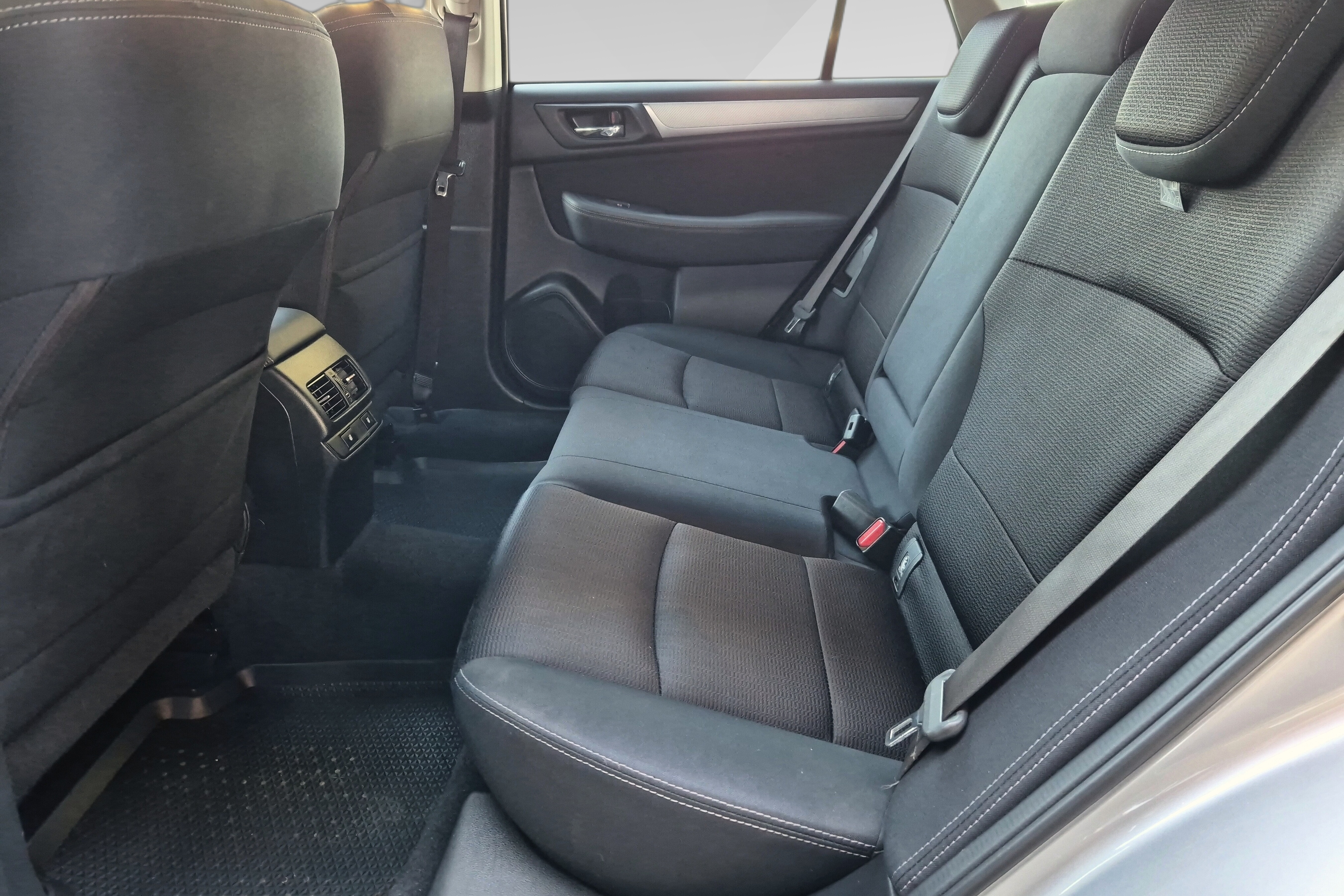 Subaru Outback bilde 17