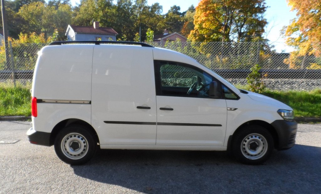 Volkswagen Caddy 1.6 TDI BlueMotion 2016, bild 6/13