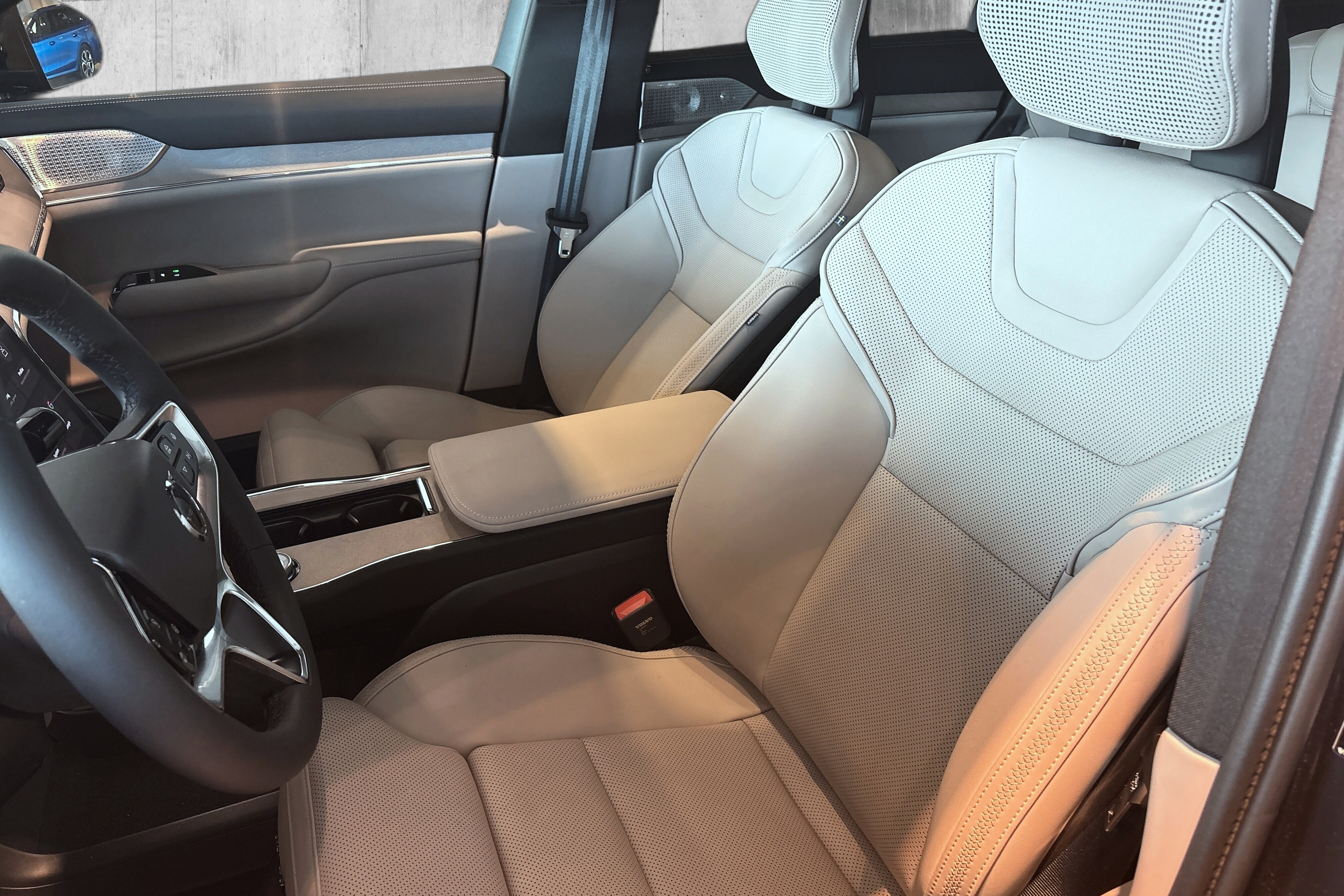 Volvo EX90 Twin Motor Performance 7-seater bilde 17