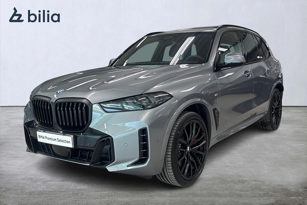 BMW X5 490 л.с.