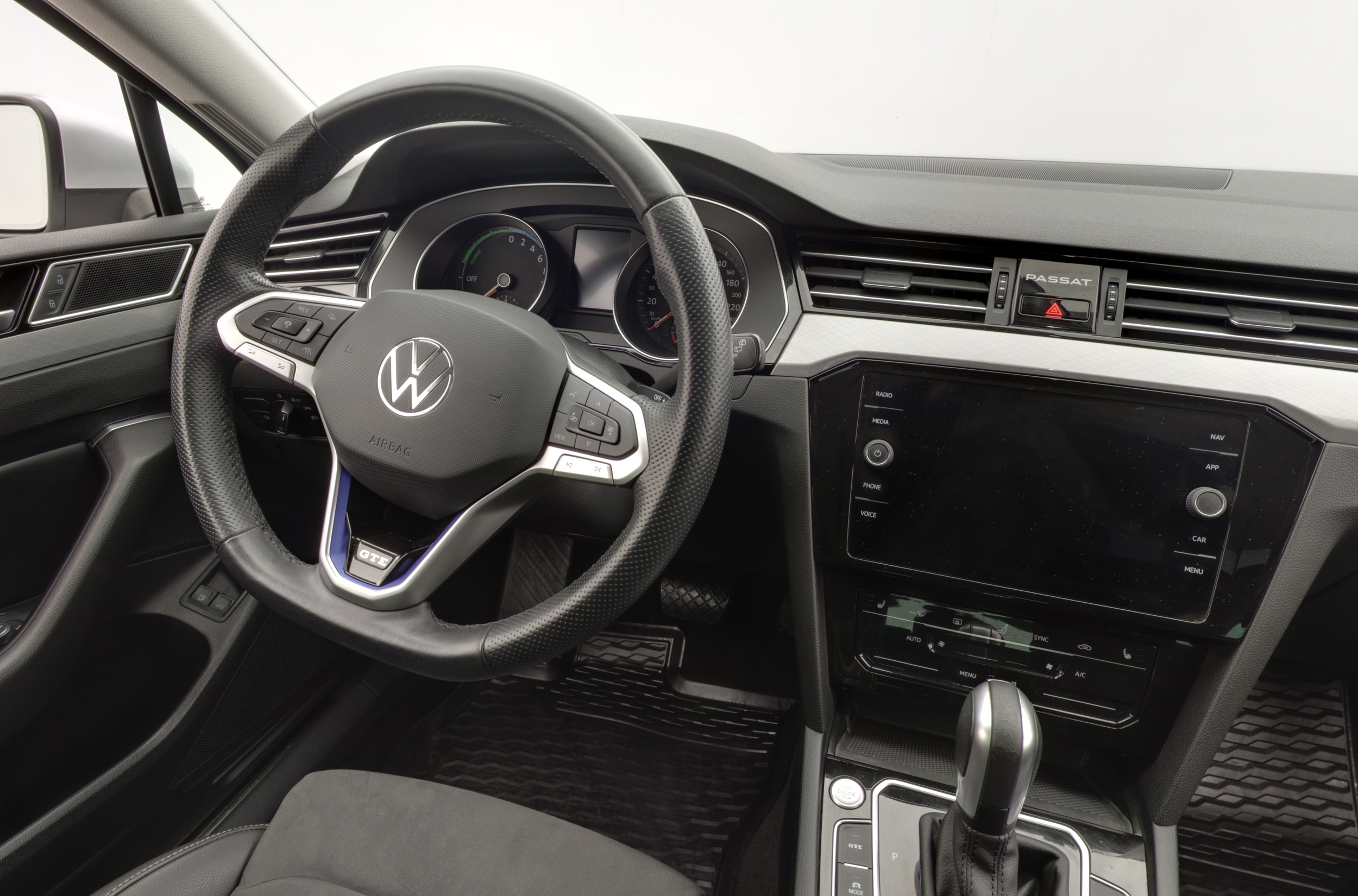 Volkswagen Passat Variant GTE 1.4 TSI ACT OPF DSG sekvensiell, 6-trinn, 218ps, 2022