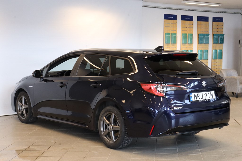 Suzuki Swace Hybrid e-CVT, 122hp, 2022