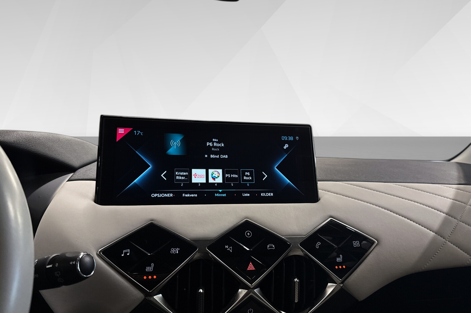 DS 3 Crossback E-TENSE bilde 14