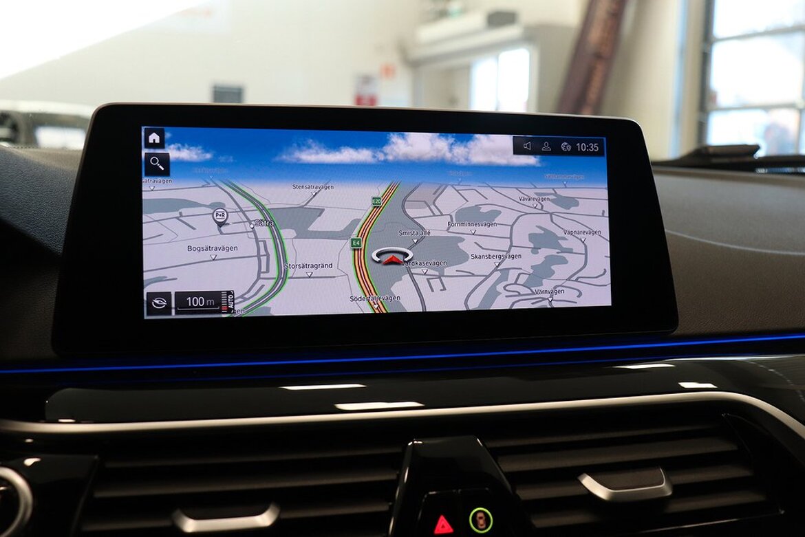 PKX64X | BMW 520d xDrive Touring | 520 Sport Line DRAG KAMERA COCKPIT D ...
